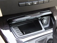 2011款 320i 豪华型