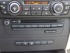 2011款 320i 豪华型