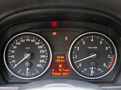 2011款 320i 豪华型