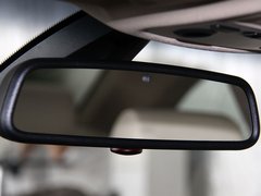 2011款 320i 豪华型