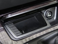 2011款 320i 豪华型