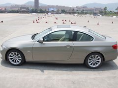 2011款 320i 豪华型