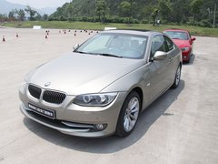 2011款 320i 豪华型