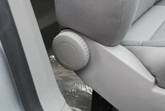 2008款 1.6L 自动 豪华型