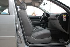 2008款 1.6L 自动 豪华型