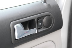 2008款 1.6L 自动 豪华型