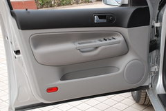 2008款 1.6L 自动 豪华型