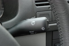 2008款 1.6L 自动 豪华型