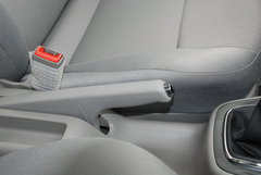 2008款 1.6L 自动 豪华型