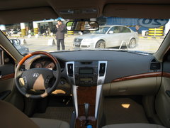 2009款 2.0L 自动 GLS豪华型
