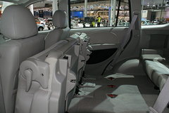 2008款 2.0L 自动 豪华型 7座