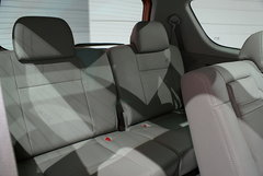 2008款 2.0L 自动 豪华型 7座