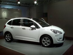 2009款 2.0L 自动 豪华型 7座