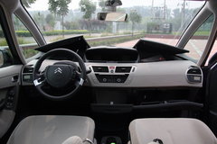 2009款 2.0L 自动 豪华型 7座