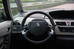 2009款 2.0L 自动 豪华型 7座