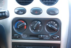 2009款 1.0L 手动 舒适型