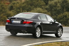 2007款 600hL 5.0L CVT 尊贵加长版