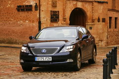 2007款 600hL 5.0L CVT 尊贵加长版