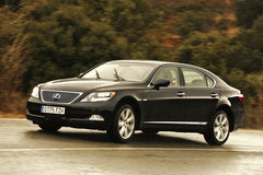 2007款 600hL 5.0L CVT 尊贵加长版