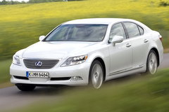 2007款 600hL 5.0L CVT 尊贵加长版