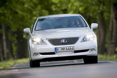 2007款 600hL 5.0L CVT 尊贵加长版