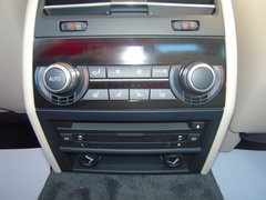 2009款 730Li 3.0L 豪华型