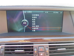 2009款 730Li 3.0L 豪华型