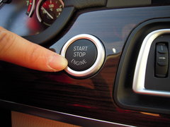 2009款 730Li 3.0L 豪华型