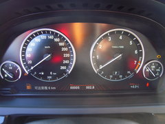 2009款 730Li 3.0L 豪华型