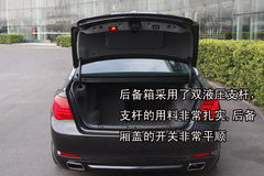 2009款 730Li 3.0L 豪华型