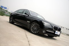 2009款 730Li 3.0L 豪华型