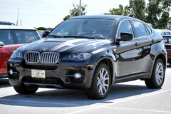 2009款 730Li 3.0L 豪华型