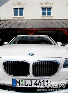 2009款 730Li 3.0L 豪华型