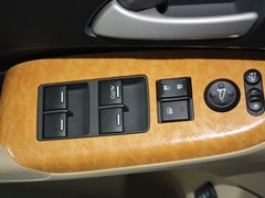 2009款 2.4L 自动 豪华版 7座