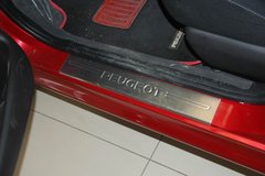 2010款 三廂 1.6L 自動 馭樂版