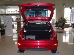2010款 三厢 1.6L 自动 驭乐版
