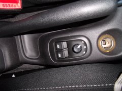 2010款 三厢 1.6L 自动 驭乐版