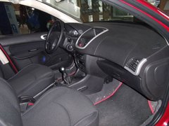 2010款 三厢 1.6L 自动 驭乐版