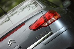 2010款 两厢 2.0L 自动 时尚型