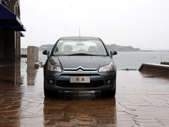 2010款 两厢 2.0L 自动 时尚型