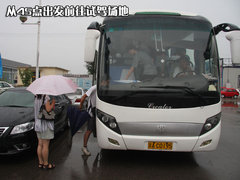 2009款 2.7L 自动 两驱精英版 5座