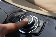 2009款 320i 2.0L 时尚型