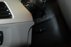 2009款 320i 2.0L 时尚型
