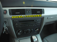 2009款 320i 2.0L 时尚型