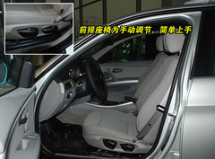 2009款 320i 2.0L 时尚型