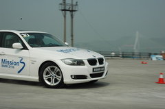 2009款 320i 2.0L 时尚型