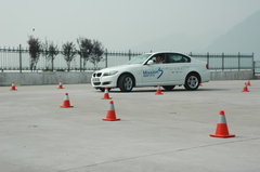 2009款 320i 2.0L 时尚型
