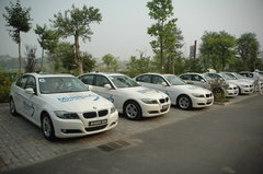 2009款 320i 2.0L 时尚型