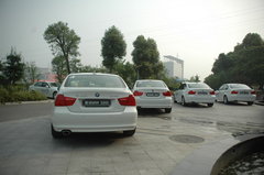 2009款 320i 2.0L 时尚型