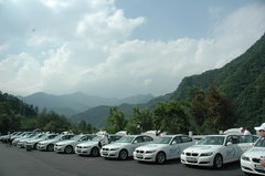 2009款 320i 2.0L 时尚型